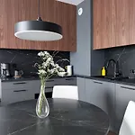 Lemon فروتسواف